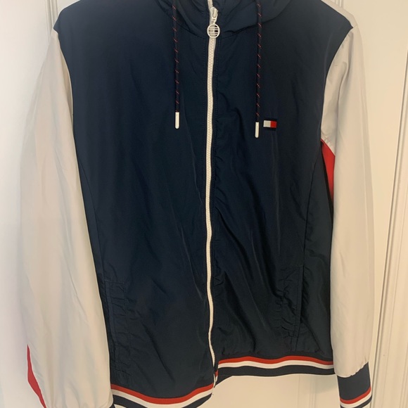 Tommy Hilfiger Jacket ❤️💙 - Picture 4 of 5
